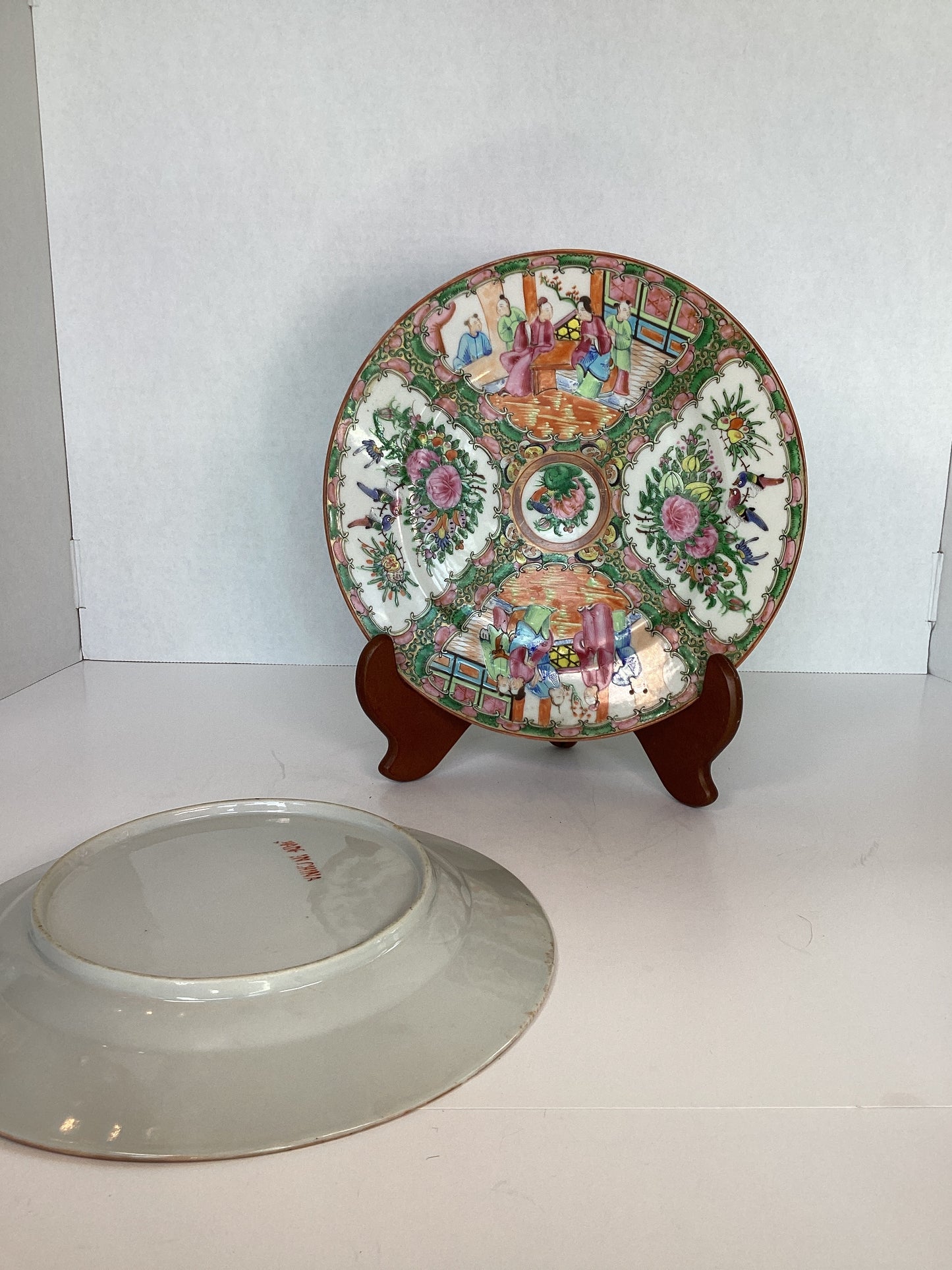 Pair of Rose Medallion Plates