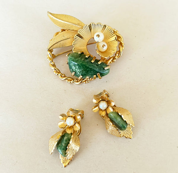 1960’s brooch & matching clip on earring set.
