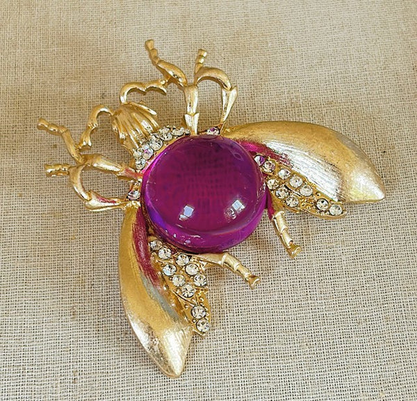 Extra large designer style bee brooch with large fushia / light purple acrylic Gripoix style stone