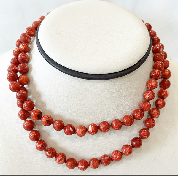 Beautiful deep read natural coral beaded necklace
