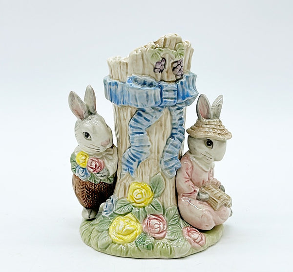 Vintage stamped Fitz and Floyd 1989 decorative bunny vase.