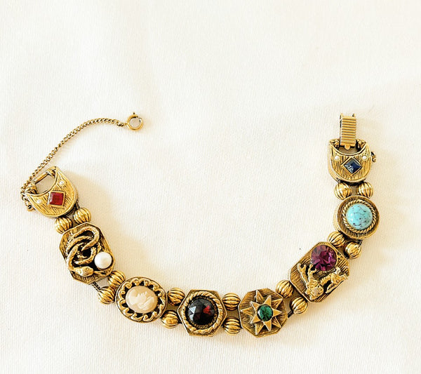 Amazing vintage charm style link bracelet