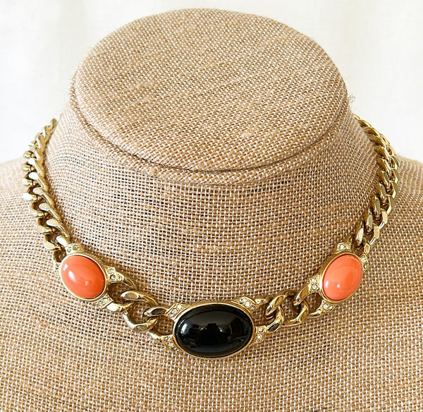 Vintage runway style thick statement piece necklace.