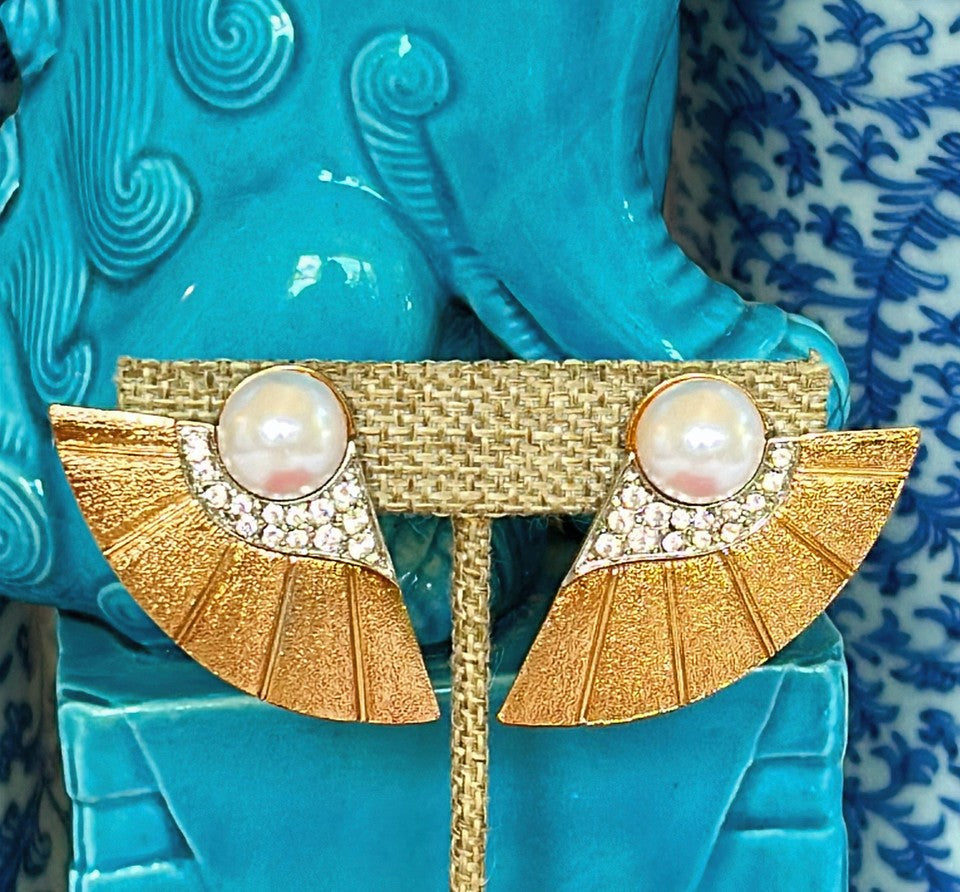 Vintage 70s signed Les Bernard statement earrings.