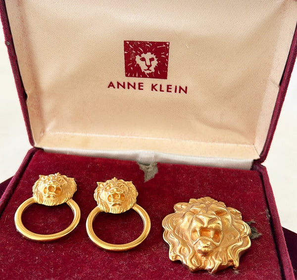 Classic Anne Klein lion head earring & brooch collection set in original box