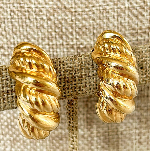 Vintage 1970s signed Kenneth Lane clip on fashion earrings.