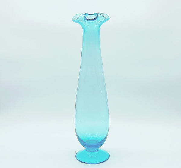 Beautiful extra tall mid-century modern art glass vase