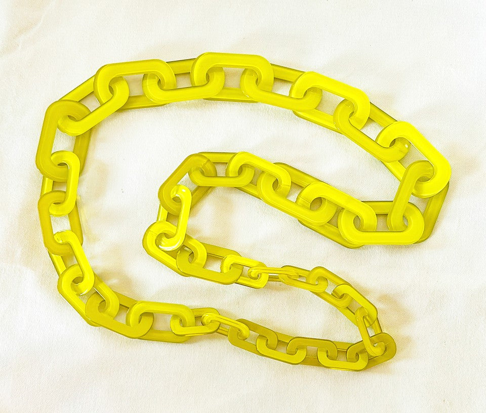 Newer fabulous acrylic link designer style necklace