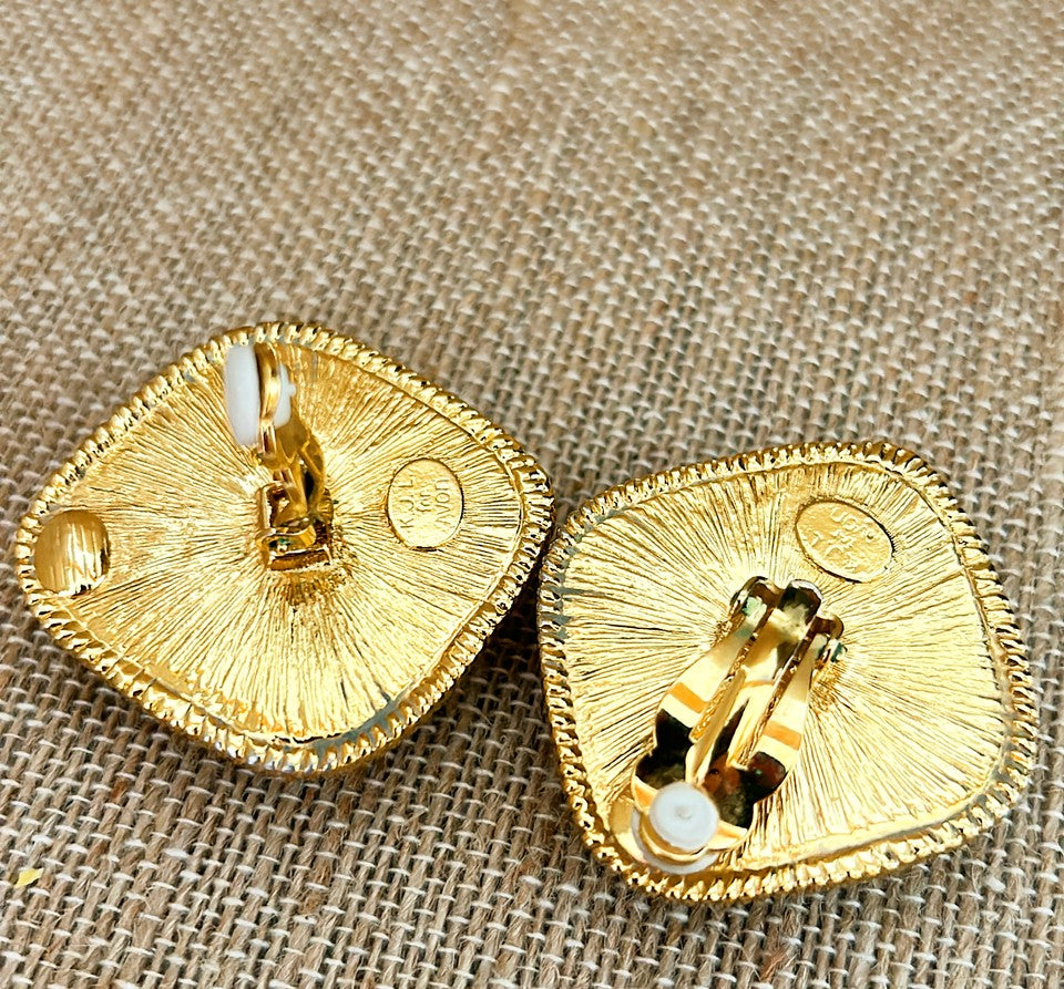 Stunning runway size statement clip on earrings