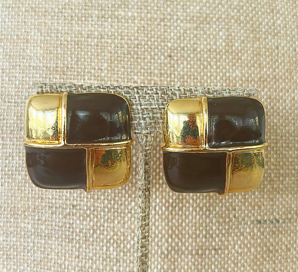 Dynasty style vintage 80s large clip on earrings.