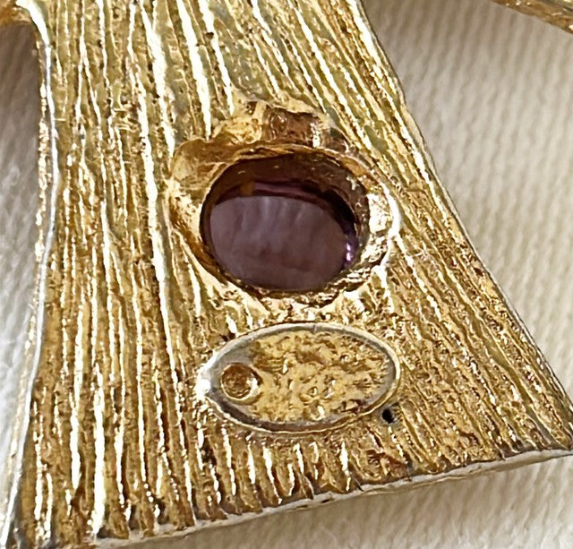 Stunning 1970s vintage Maltese Cross brooch with Gripoix stones & rhinestone accents.