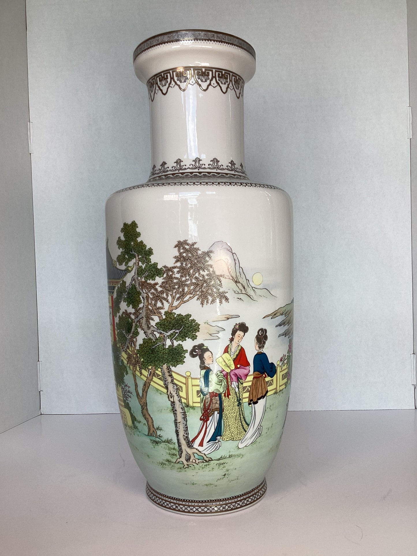Large Chinoiserie Vase