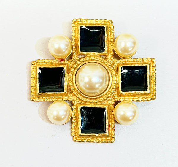 Classic 1990s signed Ann Taylor Maltese style vintage statement brooch.