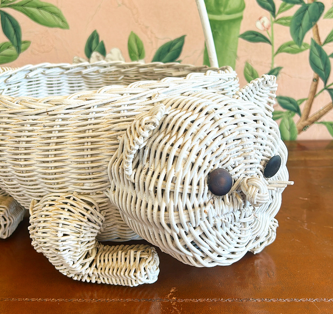 Rare 1980s adorable wicker kitty basket / planter with handle.