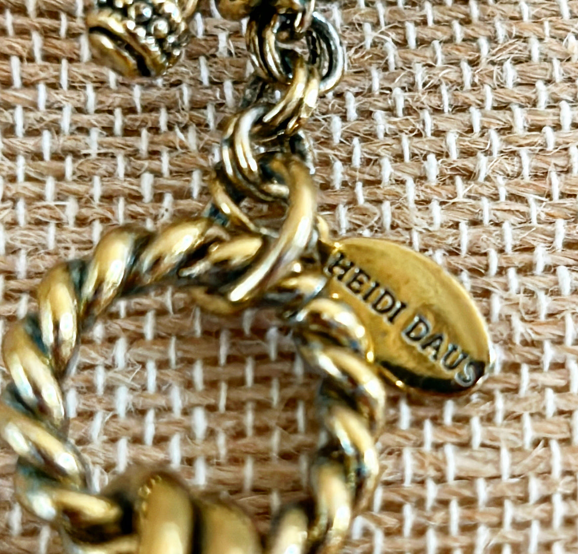 Vintage signed Heidi Daus Thick chunky twisted rope style link necklace.