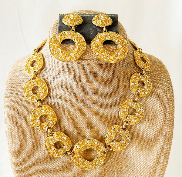 80s massive couture style hammered style gold metal tone couture style necklace