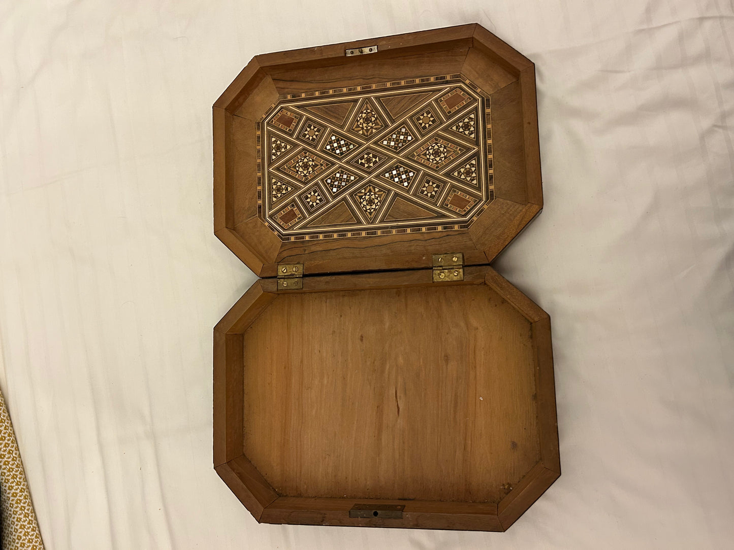Egyptian hand-inlaid jewelry box