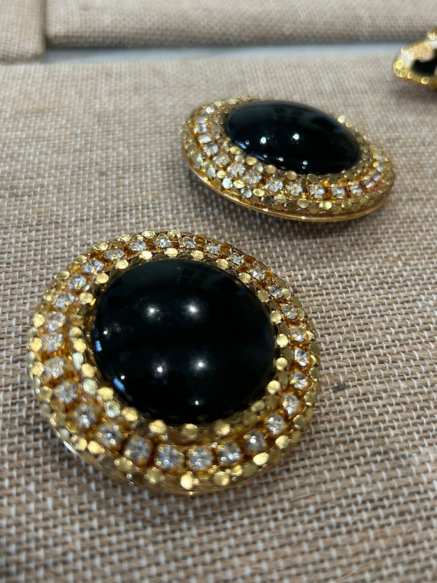 Vintage Clip on Earrings -c