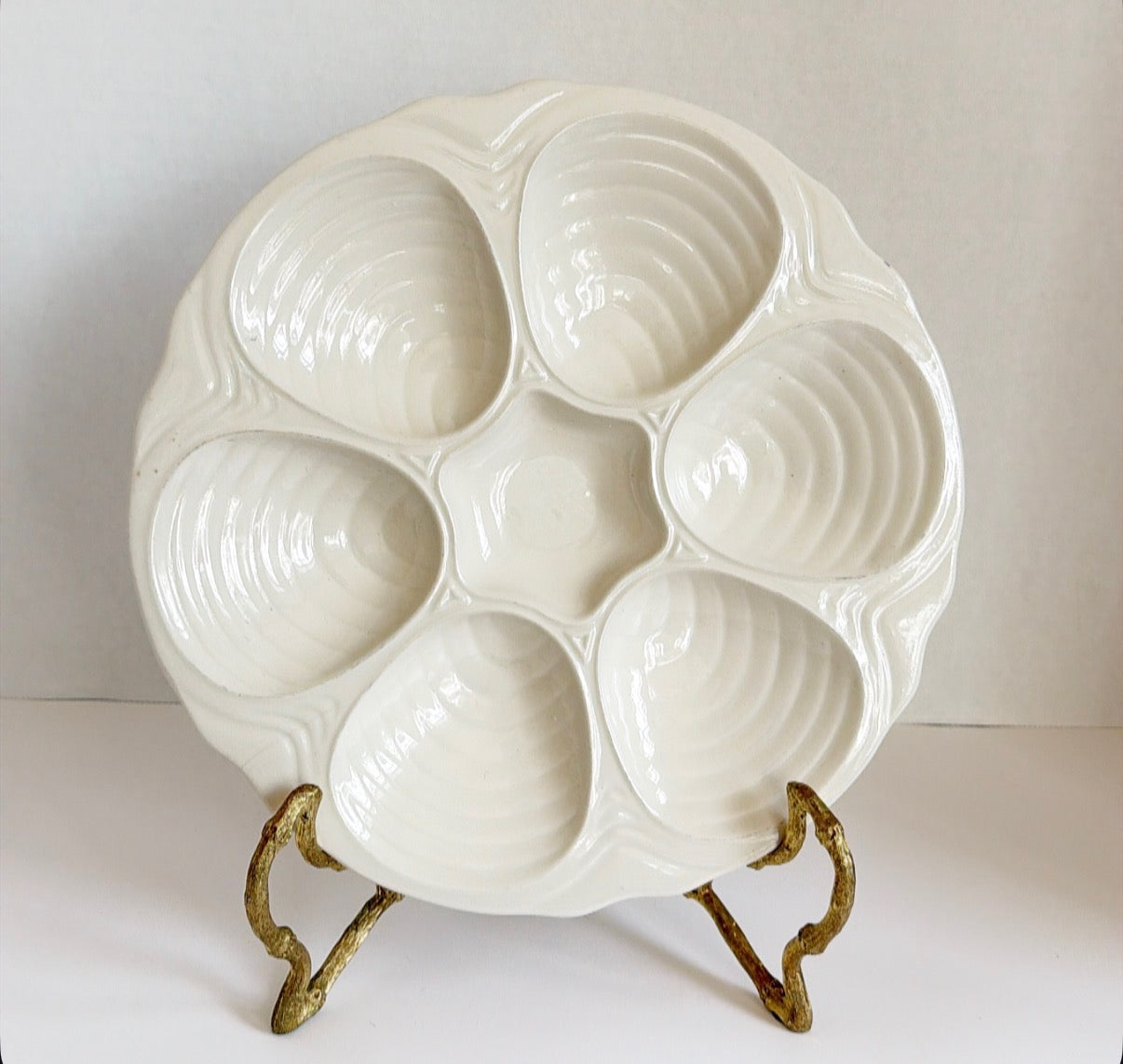 Made in the USA signed on back Creamware style oyster plate