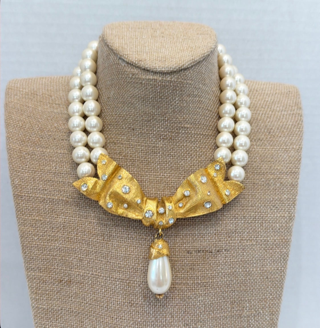 Vintage signed Marbella faux pearl & bow necklace