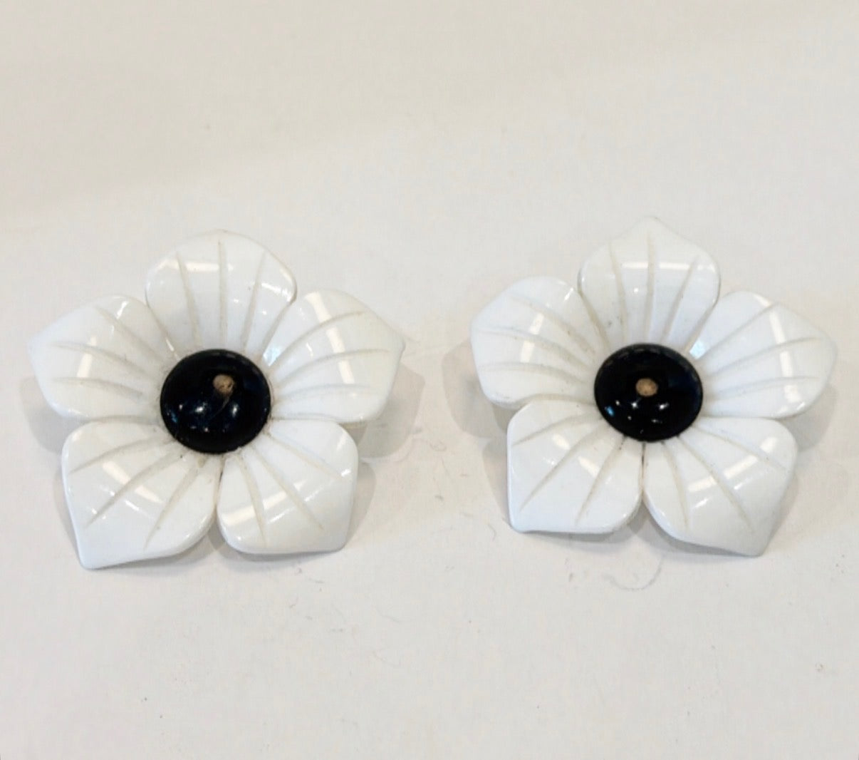 Vintage 60s clip on statement acrylic earrings.