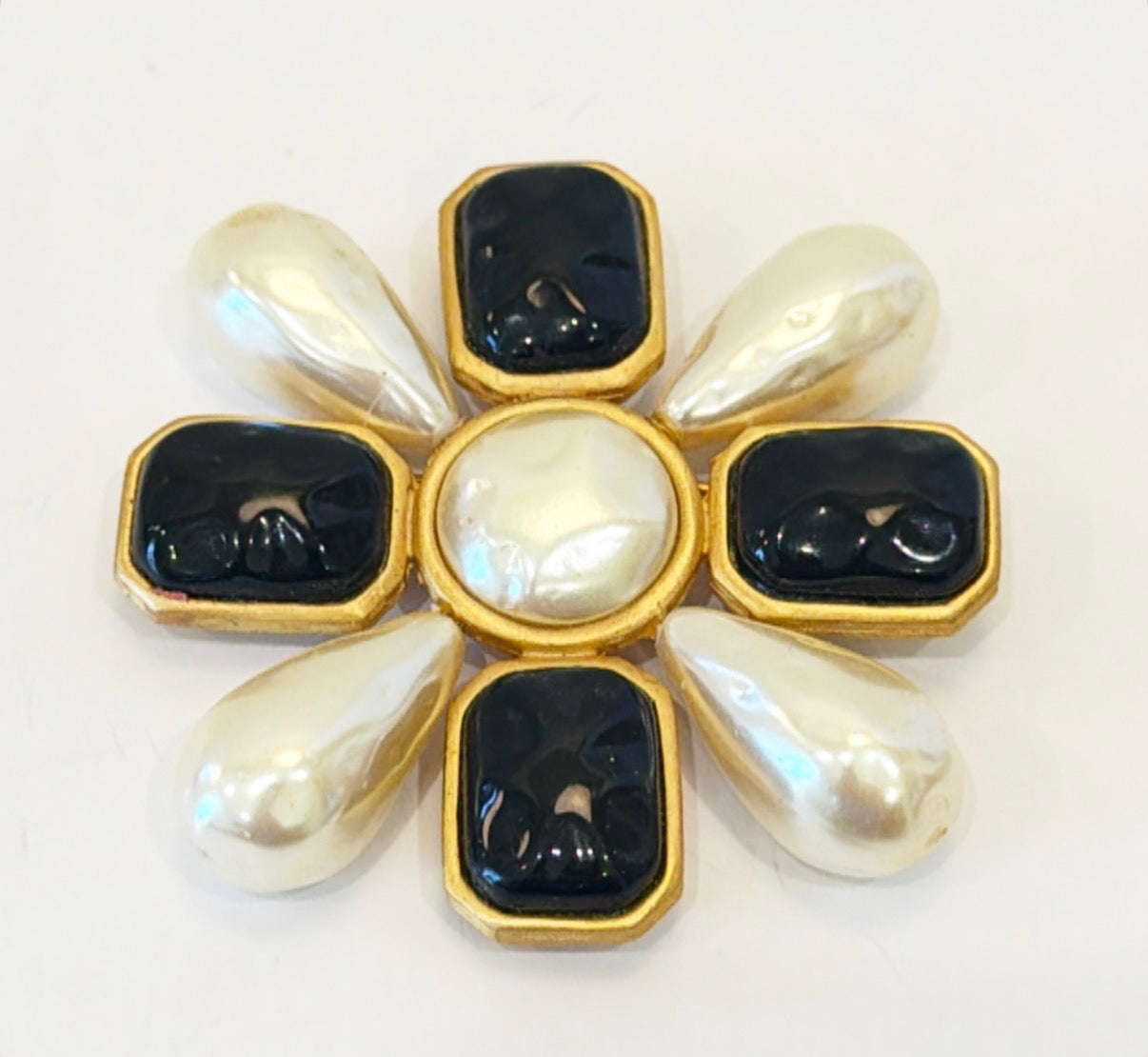 Signed Ann Taylor brooch 