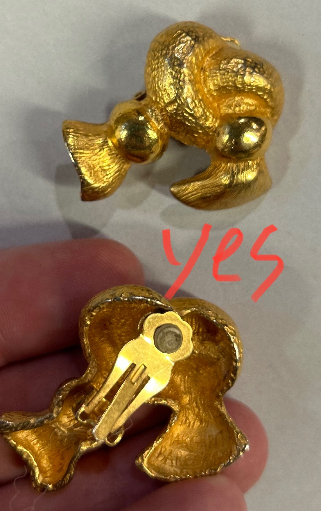 Clip on knots