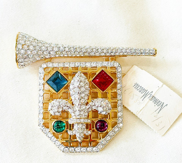 Beautiful vintage fashion jewelry brooch from Neiman’s.