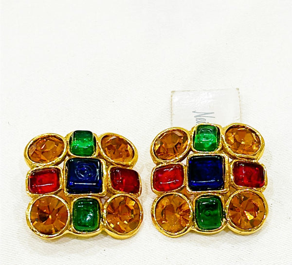 Fabulous 80s stamped Chanel clip on designer fashion earrings