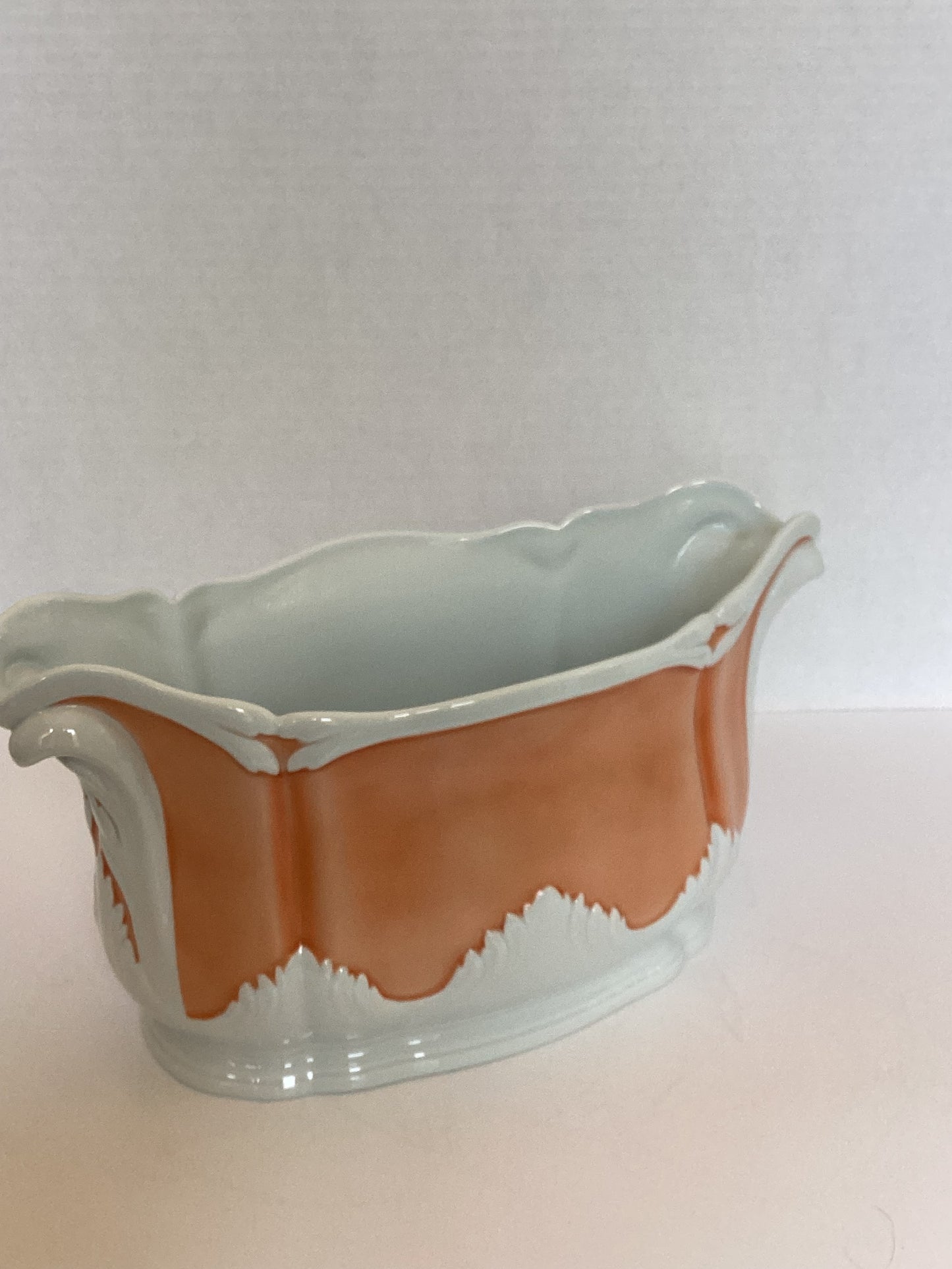 Mottahedeh Planter