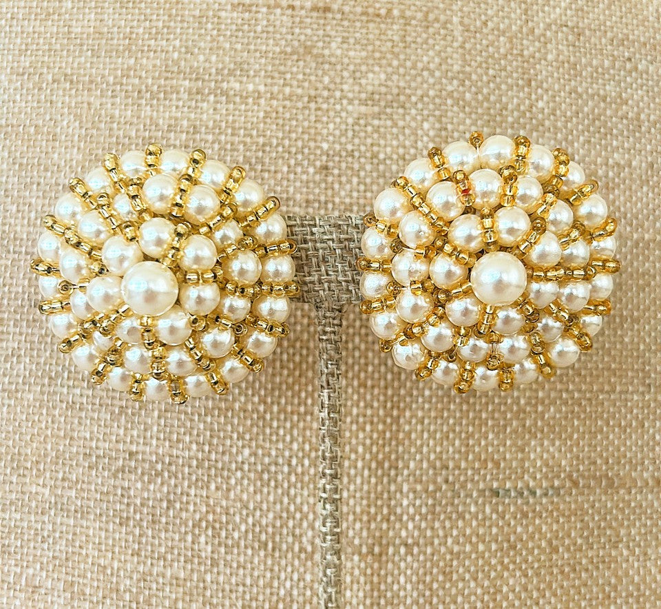 ssic extra large round faux pearl statement couture style clip