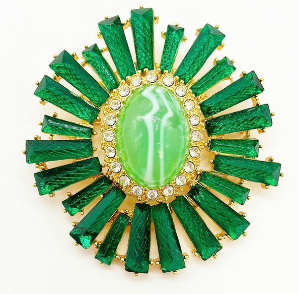 Large oval shaped statement brooch.