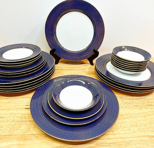 Fitz &amp; Floyd vintage 70s fine china collection of “Rondelle” cobalt blue patterns.