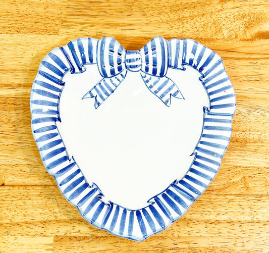 Vintage signed Heart Ribbon &amp; Bow decorative heart shaped plate