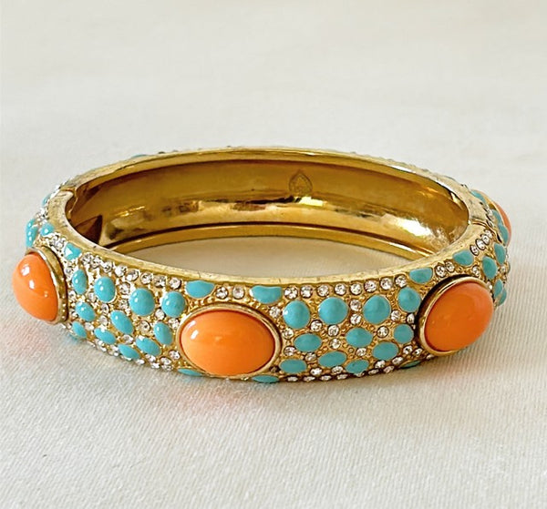 Beautiful preloved designer style bangle bracelet.