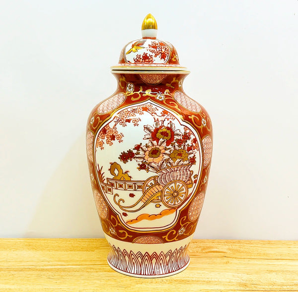 Amazing mid century vintage gold Imari stamped chinoiserie vase