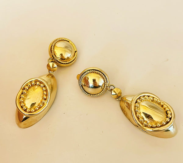 80’s large statement clip on earrings.