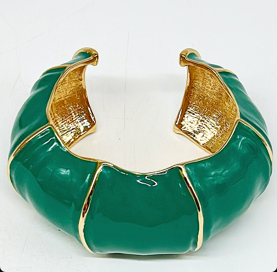 "The Lilly" Bamboo Cuff - Green