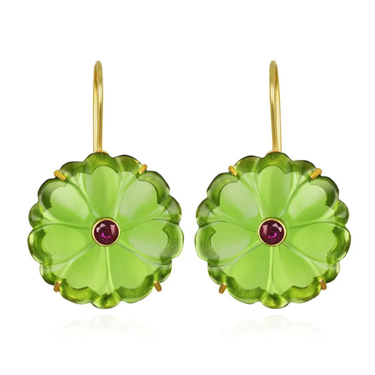 Hand-carved&nbsp;clover green&nbsp;quartz  earrings