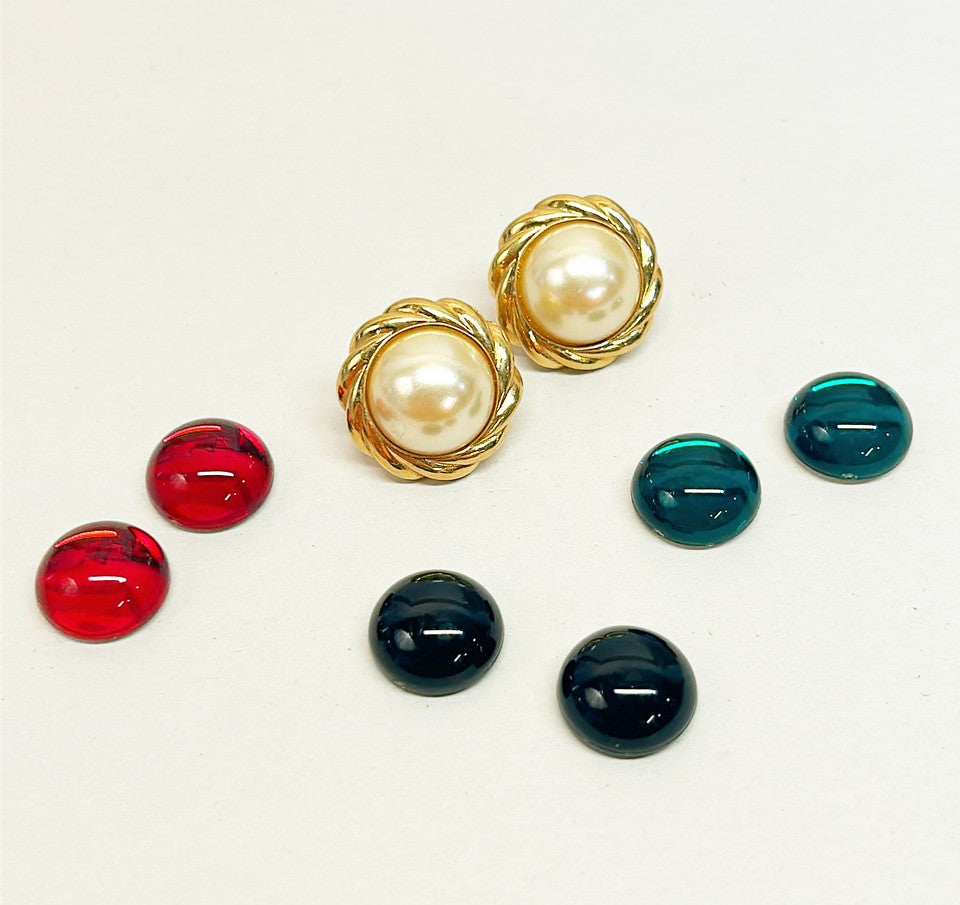 Vintage KJL Kenneth Jay Lane pierced faux pearl earrings.