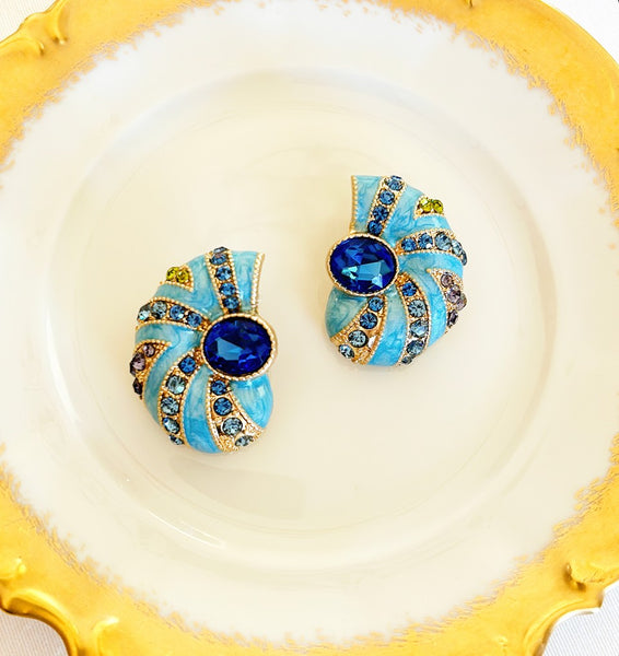 Pierced style nautilus shell style earrings