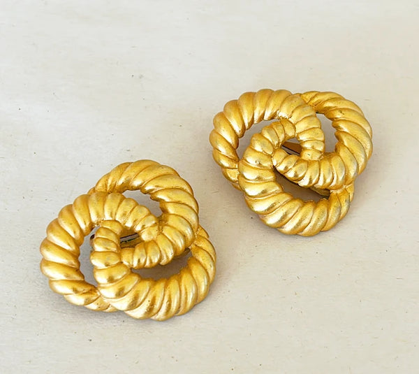 1980’s clip on style larger statement look earrings.