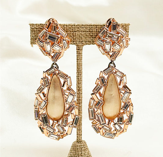 Vintage signed Alexis Bittar statement clip on earrings
