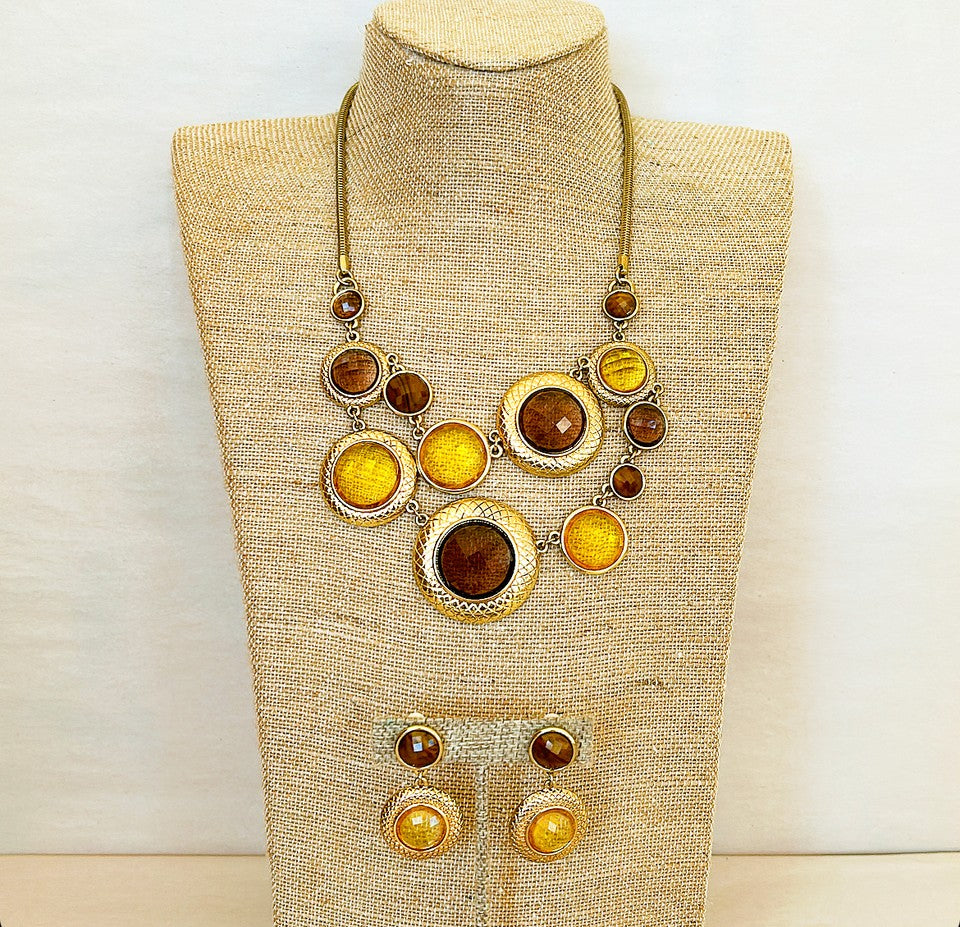 1990’s signed Liz Claiborne statement necklace