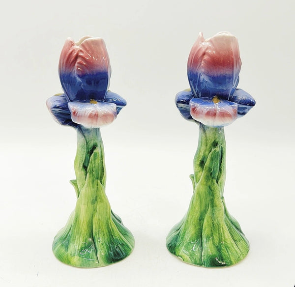 Mario Buatta style - Pair of vintage Italian flower candlesticks.