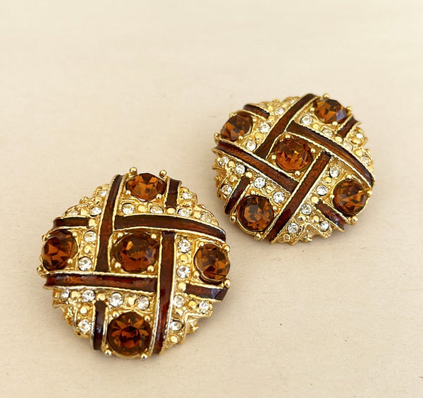 Amazing 80s statement clip on earrings.