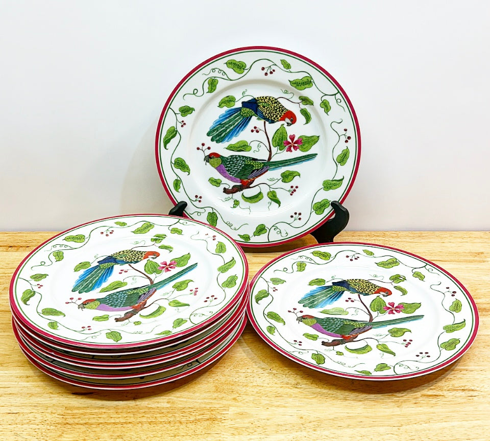 Set of 8 vintage Lynn Chase dinner plates