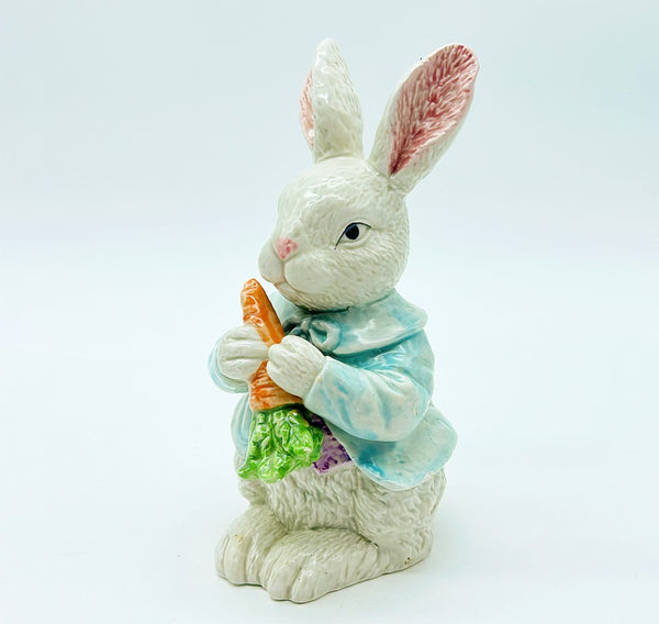 Vintage Peter rabbit, figure made by Silvestri Chicago – Parker Kennedy