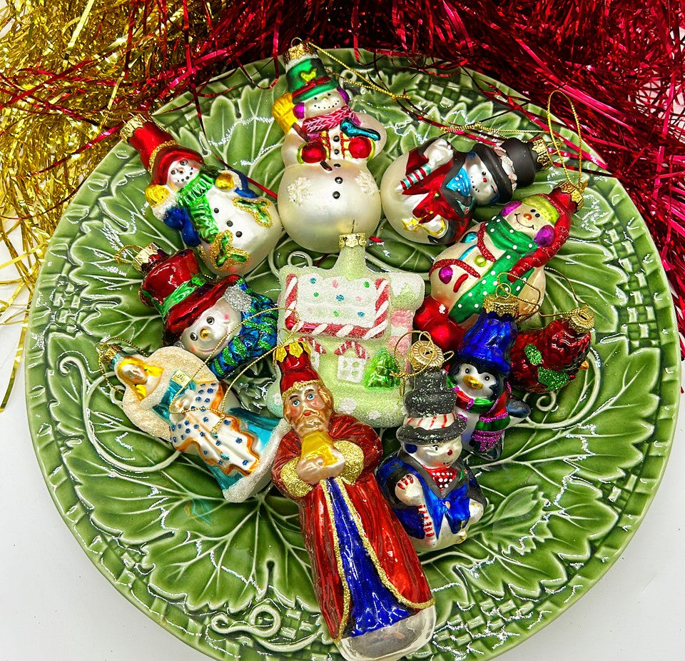 Set a set of 11 hand blown glass mercury style Christmas tree ornaments.