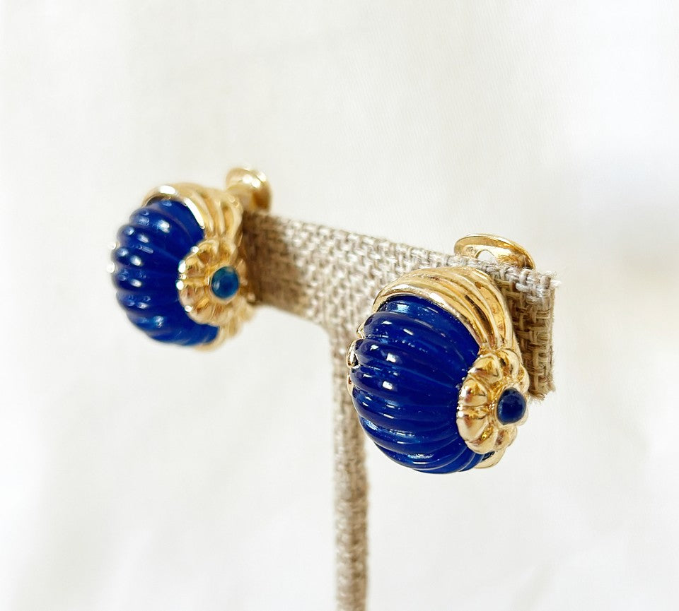 Beautiful 1970s signed by Maciko designer out of Italy.